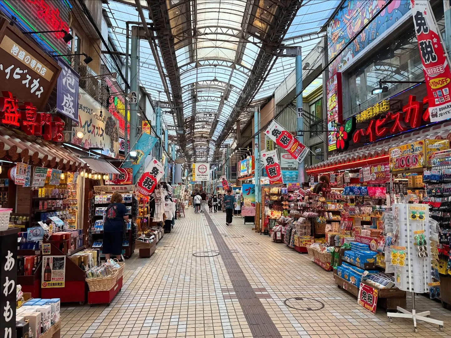 キズヘコミ修理や車検整備、カーリースのことなら泉佐野市のカー...